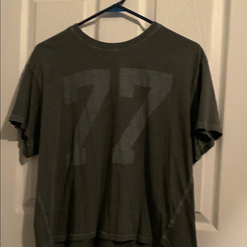 American Eagle Graphic Tee